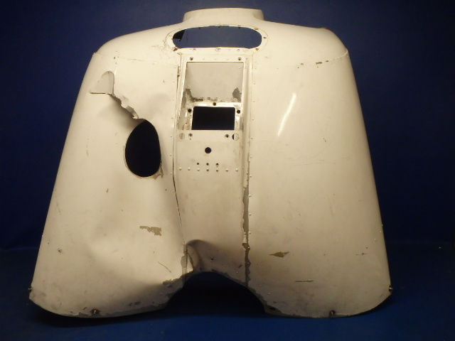 0552162-5 Cessna - COWL - LWR See photos for Damage